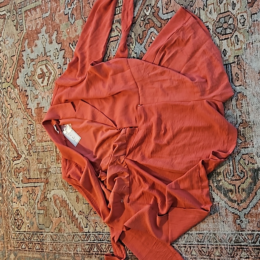 Coral short jumpsuit (great for Easter! - Picture 4 of 4